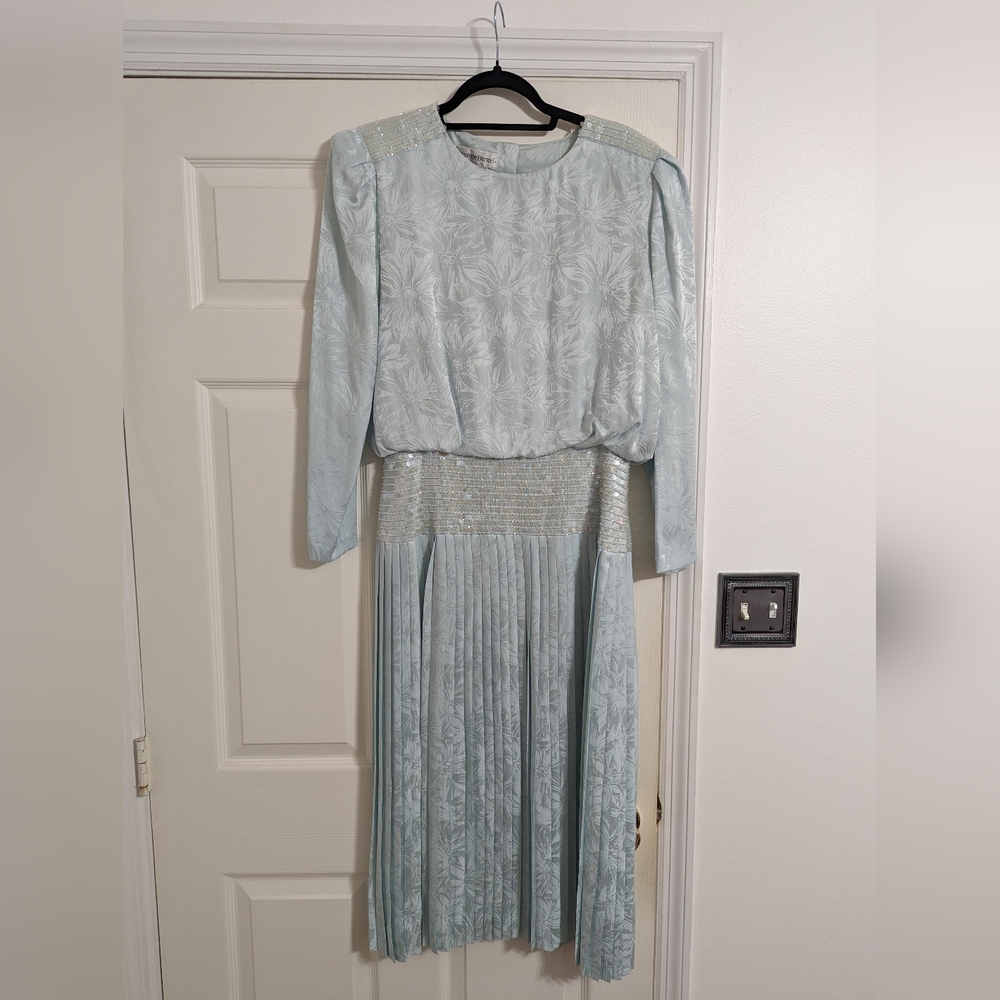 Carolyne Barton pastel green silk & sequin vintage dress size 14